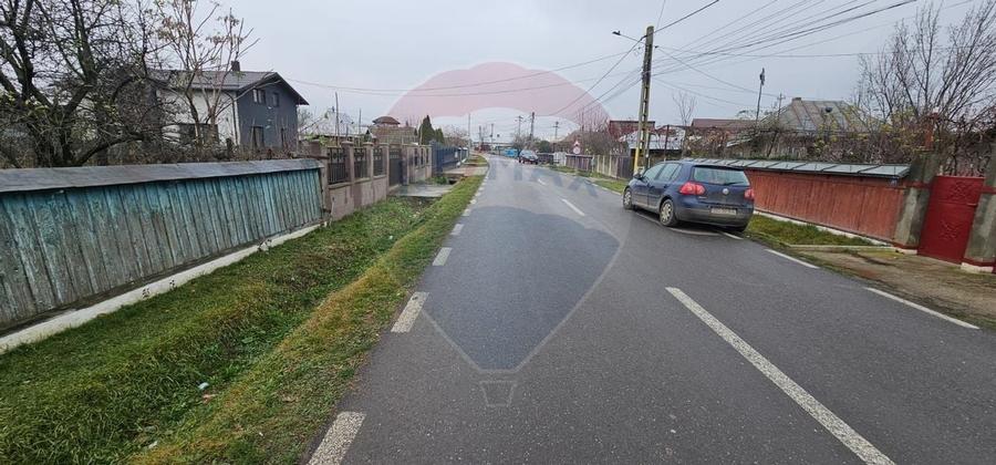 Casă bătrânească + teren 1581 mp în sat Holt, comuna Letea Veche - 2