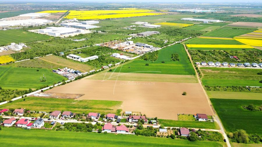 Teren intravilan in zona rezidentiala, la 1 km de A0 si A1 - 34