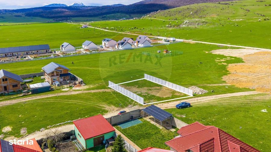 Comision 0% | Teren Intravilan| 500 Mp| Imprejmuit| Codlea - 3