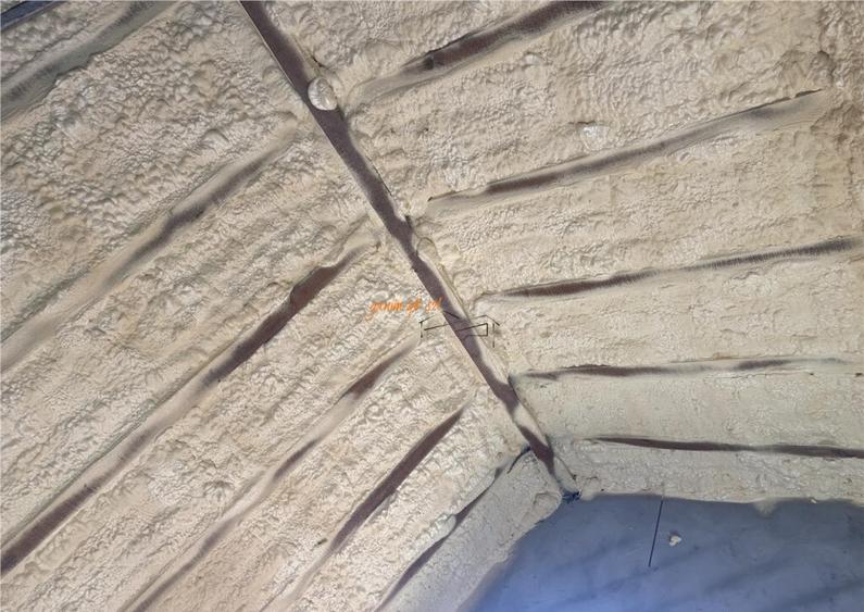 Casa de in sat Botarlau , parter si mansarda cu suprafata - 12