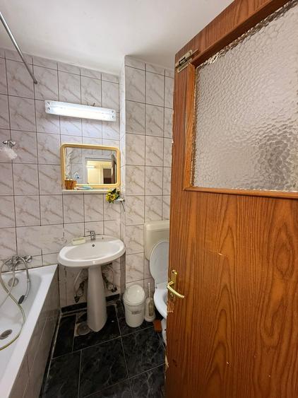 PARCUL CIRCULUUI-STR. JUDETULUI, BD. LACUL TEI - 18