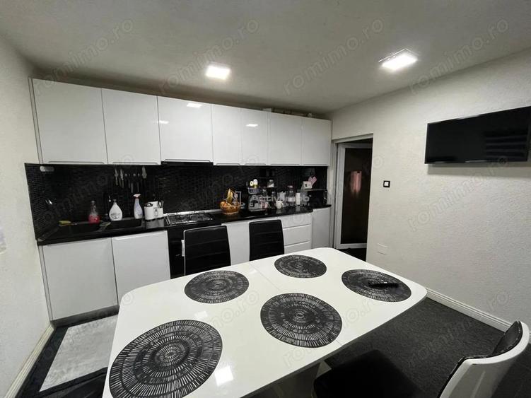 Caransebes, Casa la CHEIE P+E, Teren 800 mp, Central - 8