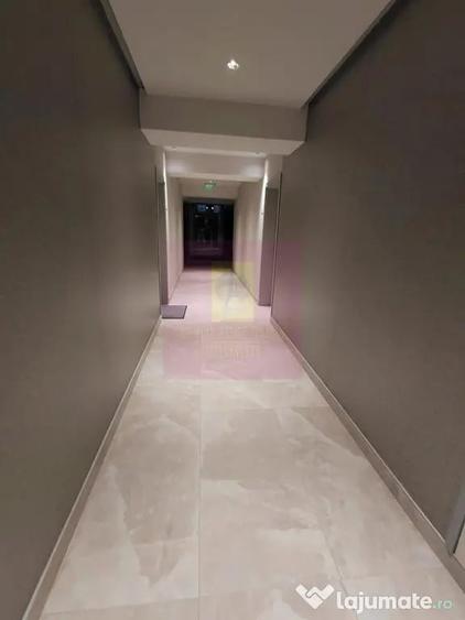 Apartament cu 3 camere nedecomandat în Nord