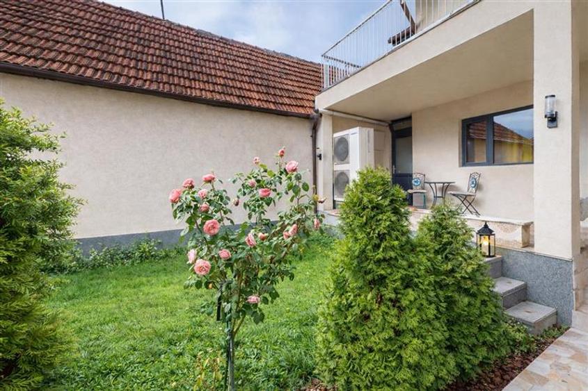 FILM& 3D! Vila high tech, cu semineu, jacuzzi, terasa, 10 camere, Central, Braso - 26