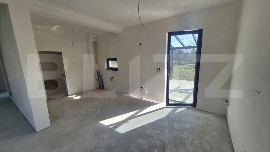 Casa cu 3 dormitoare, 115 mp, teren 620 mp, Bercu Rosu - 12