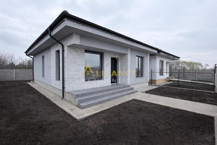 Casa Individuala - 3 camere - 1 baie - 250mp teren - 2