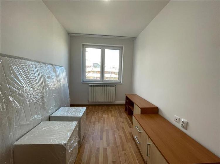Apartament 3 camere de vanzare  zona ultracentrala - 9