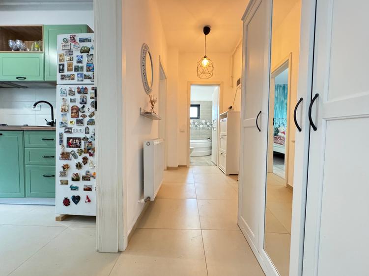 De inchiriat- 2 camere 44mp utili +100mp gradina cu terasa + 2 locuri de parcare - 13