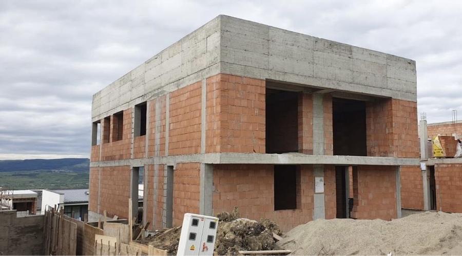 Duplex 5 camere zona Voronet, 160 mp utili, teren 280 mp - 2