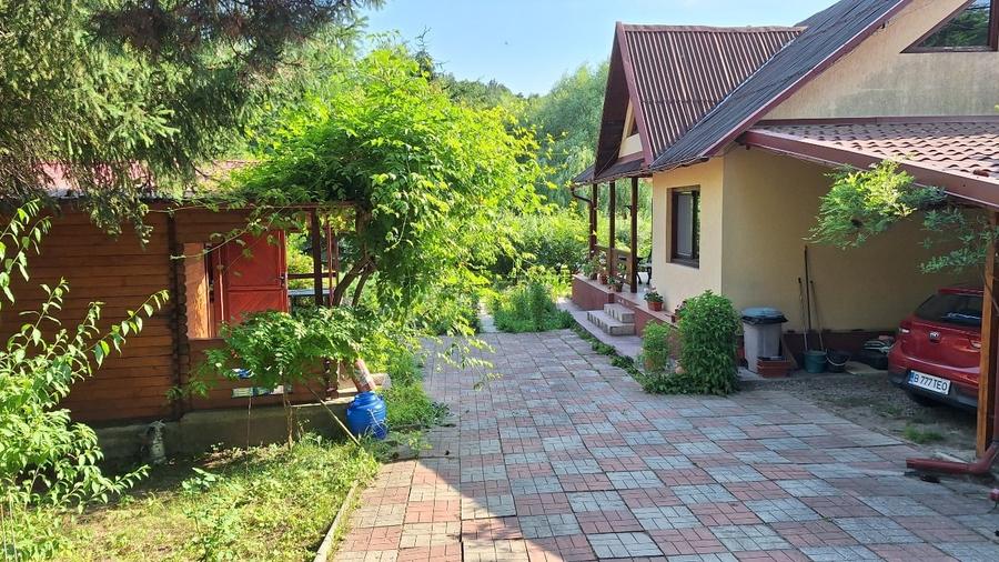 Vânzare casă cu teren - 2