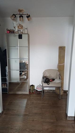 Apartament de vanzare ,zona piata meva stadion ,doua camere , - 3