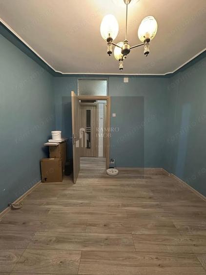 3 Camere 70mp - Partial Renovat - Metrou Aparatori la 1 Min - 10