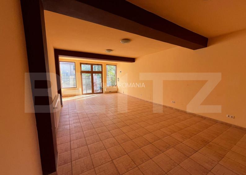 Spa?iu de inchiriat, 55 mp utili, zona Micro 4 Spa?iu de inchiriat, 55 mp utili, zona Micro 4