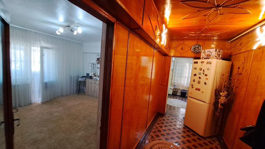 KM.4-5 APARTAMENT 3 CAMERE , MOBILAT, UTILAT, CENTRALA GAZ, LOC PARCARE , BOXA - 7