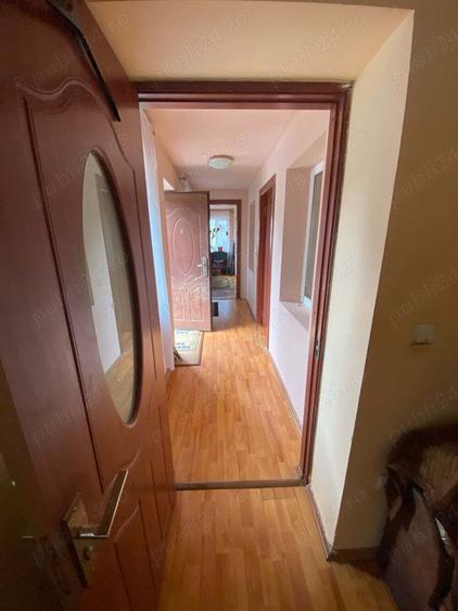 inchiriez casa in pucioasa - 2