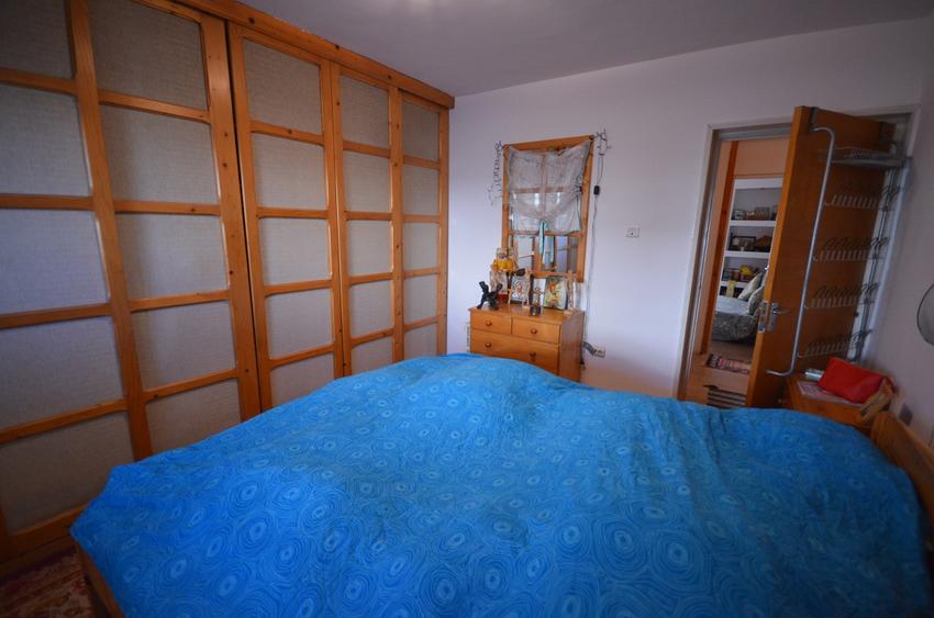 Apartament 3 camere - Decebal - Calea Calarasilor - centrala proprie - 21