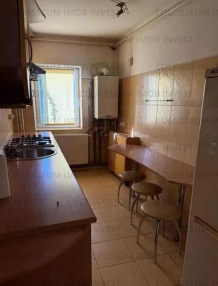 Apartament 2 camere, decomandat - zona Racadau - 1