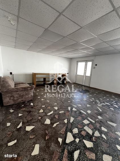 Spațiu comercial, de 110 mp, în Central
