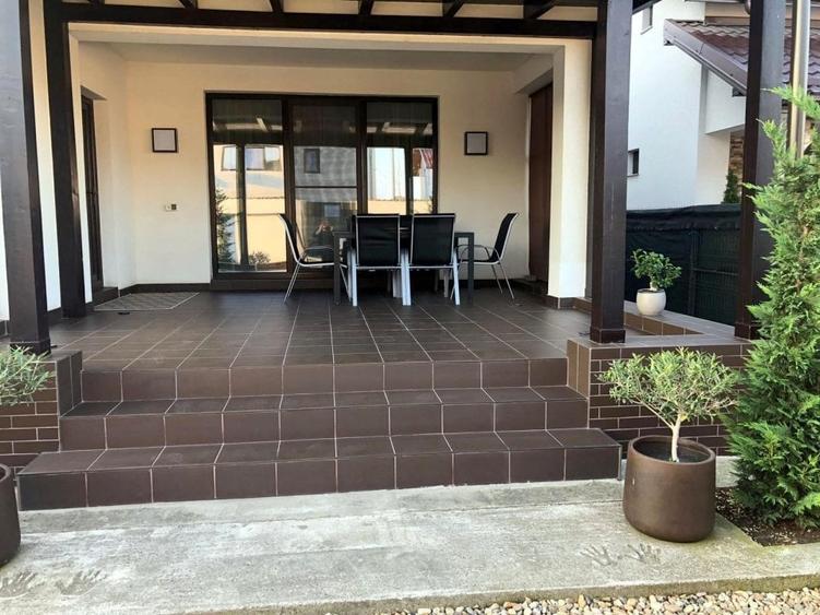 „Casă Individuală Elegantă în Titu – Construcție Solidă, Ideală pentru Familie - 9