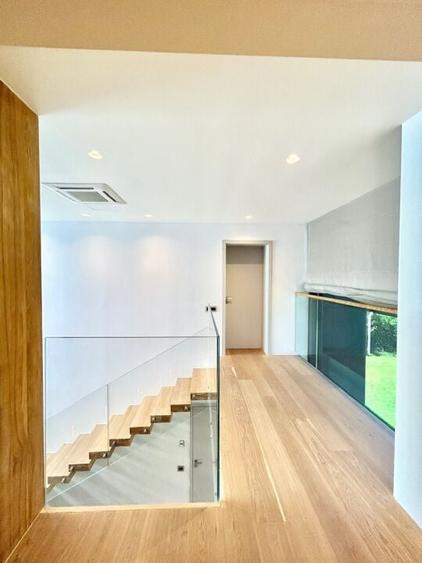 Villa with modern architecture, heated pool, 1000sqm yard, Iancu Nicolae area - 15