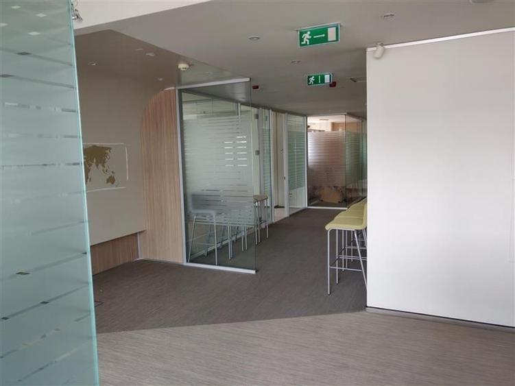 Spatiu de birouri in Metropolis - 230 mp - 3