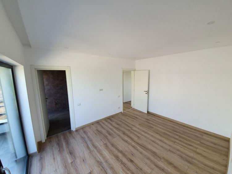 Proprietar - Single 4 camere, 158 mp, 330 mp teren - 17