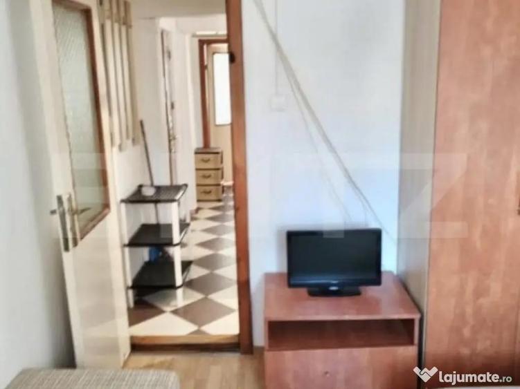 Apartament de vanzare, cu 2 camere, etaj 1, zona Complexul S - 2