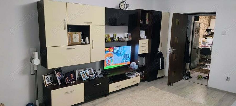 Vand apartament cu 3 camere - 2