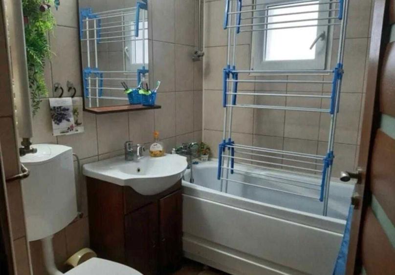 Vindem Ap 2 cam, decomandat Rogerius - 7