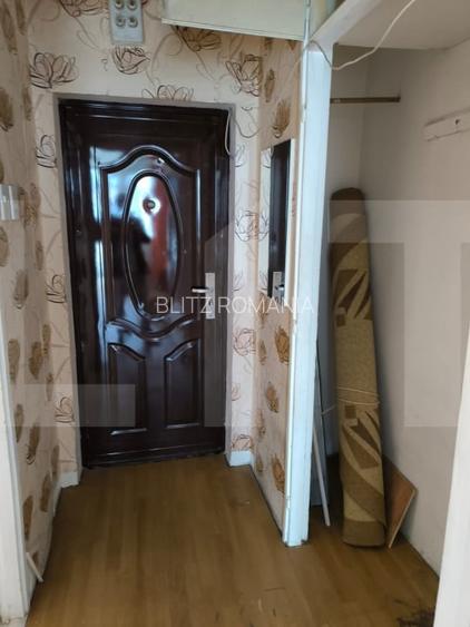 Garsoniera de vanzare, necesita renovare, 27,25 mp, zona Eroii Revolutiei