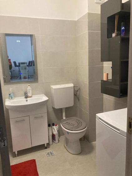 Inchiriez apartament cu 2 camere - 8