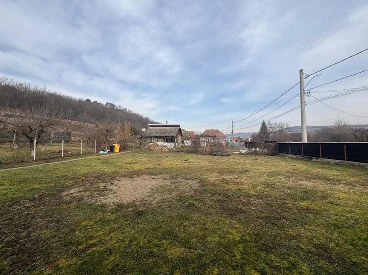 Teren intravilan 1.100 mp, spre vanzare, in cart. Unirii - 1