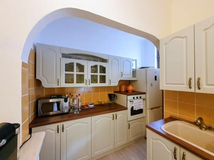 Apartament cu 2 camere semidecomandat în Ultracentral