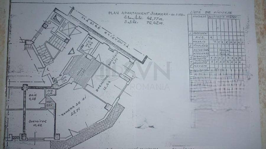 Apartament cu 3 camere semidecomandat, mobilat în Calea Victoriei