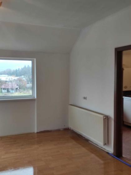 Vand apartament cu o camera, zona muzeul apei, floresti - 1
