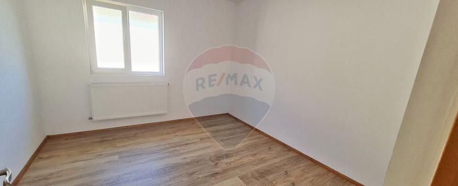 Casa noua in Ciorogarla - 3 dormitoare, living spa?ios - 21