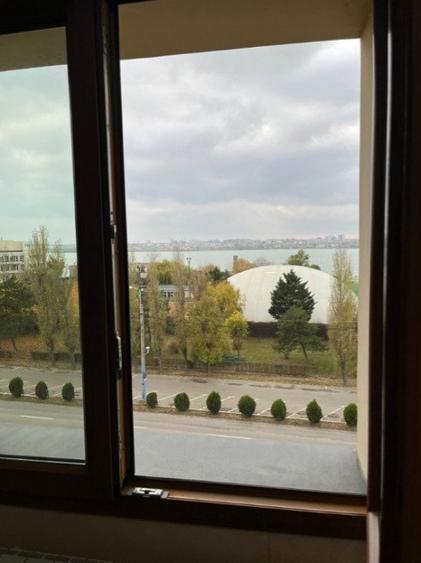 Apartament 3 camere 2 bai intrare Mamaia pe partea cu marea Mobilat utilat Lux - 25