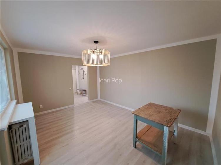 Apartament cu 4 camere,  77 mp utili, situat in cartierul Manastur!
