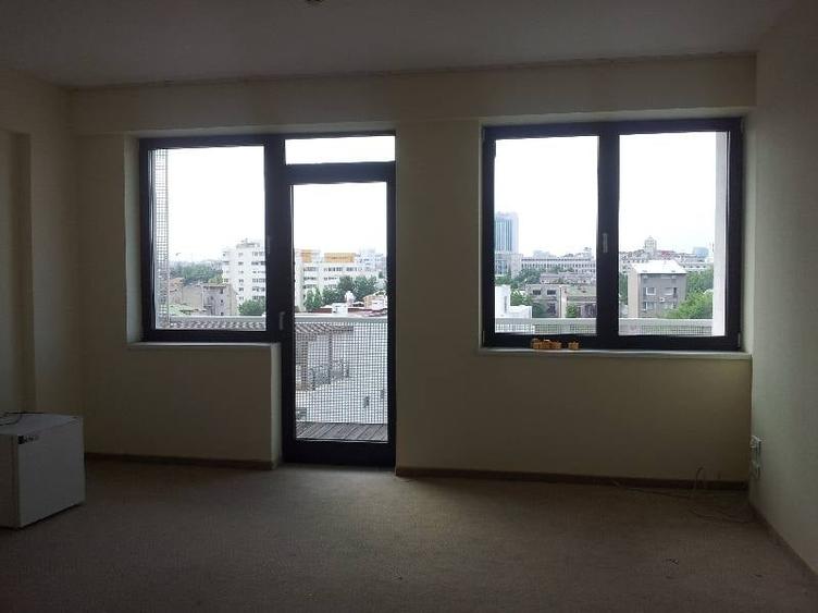 Metropolis Center cladirea Bravo, Victoriei, 615 - 940 mp  0% comision! - 4