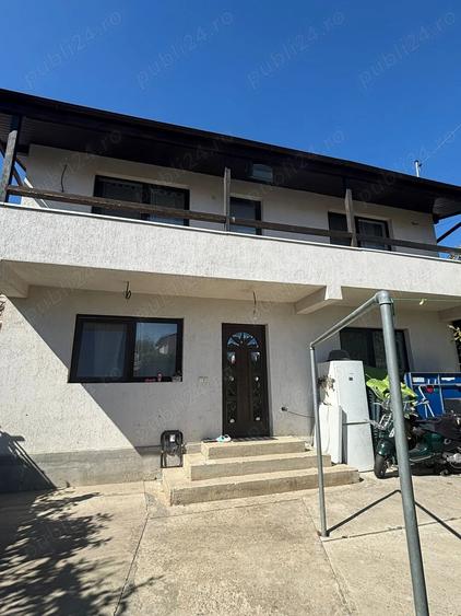 Casa de vanzare cartier 23 august - 7