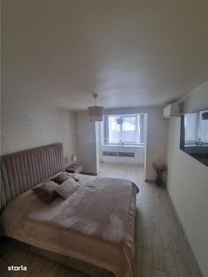 Apartament 3 cam et 2 decomandat renovat zona Colfescu - 14