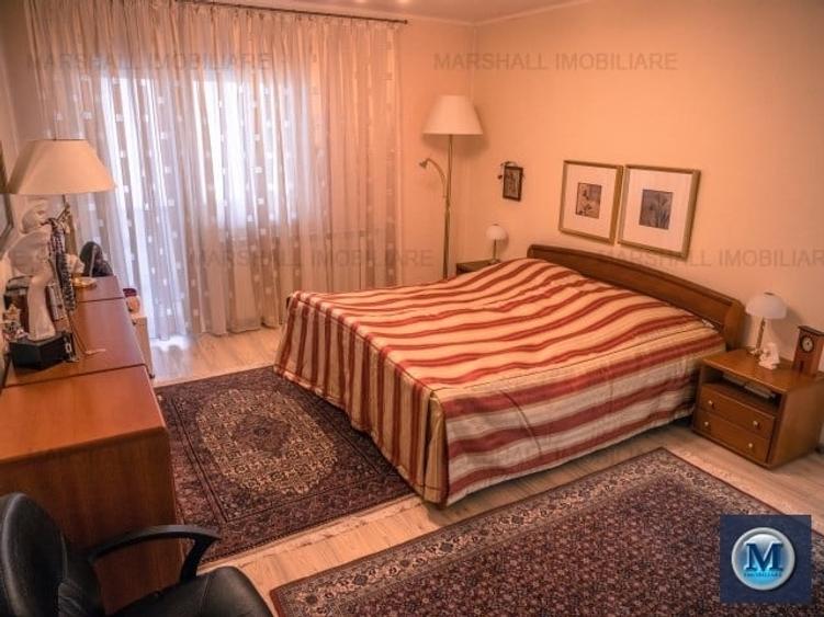 Vila cu 7 camere de vanzare in Baicoi, zona Vest, 360 mp #13205 - 12