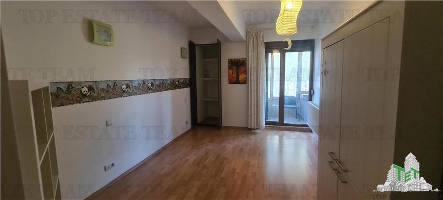 Vanzare apartament 3 camere - Domenii - Ciuperca - 4