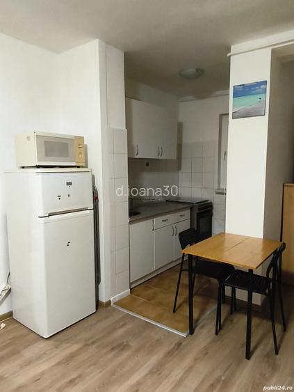 Garsoniera metrou Lujerului