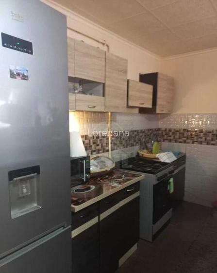 Apartament 1 camera la mansarda,zona Porii