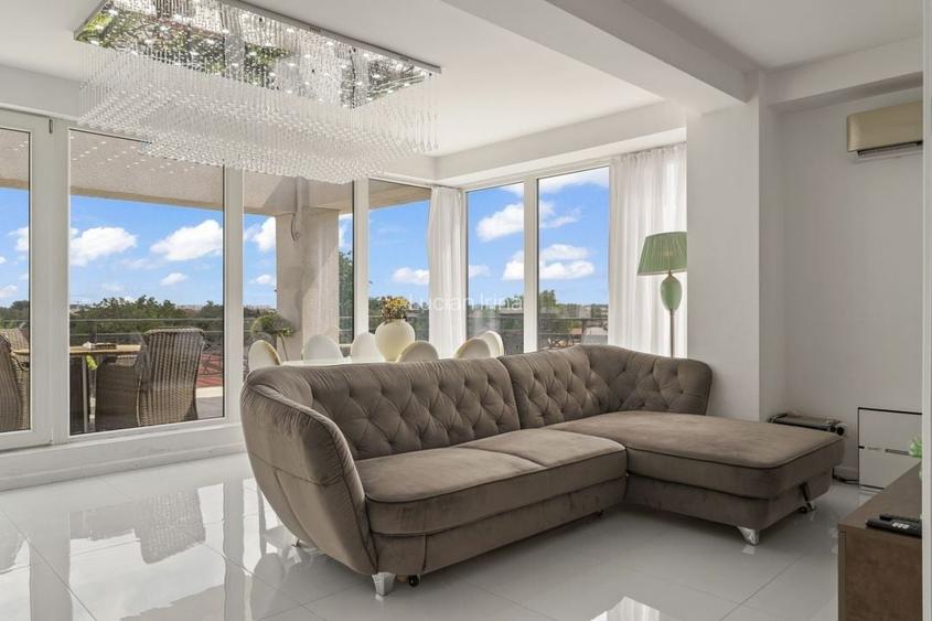 Penthouse IMPECABIL Tunari