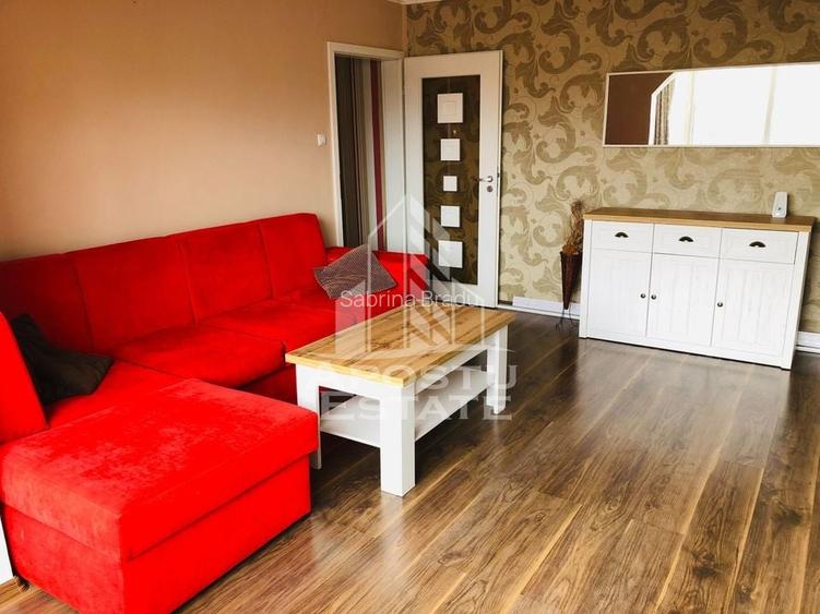 Apartament cu 3 camere in complex