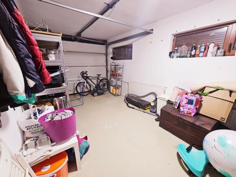 Vanzare vila 6 camere, mobilata si utilata, in Banesti - 18