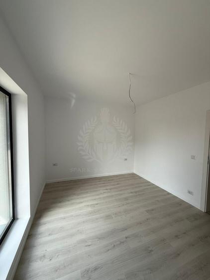 APARTAMENT 2 CAMERE//MRS GRADINILE//PARTER//LOC DE PARCARE - 3