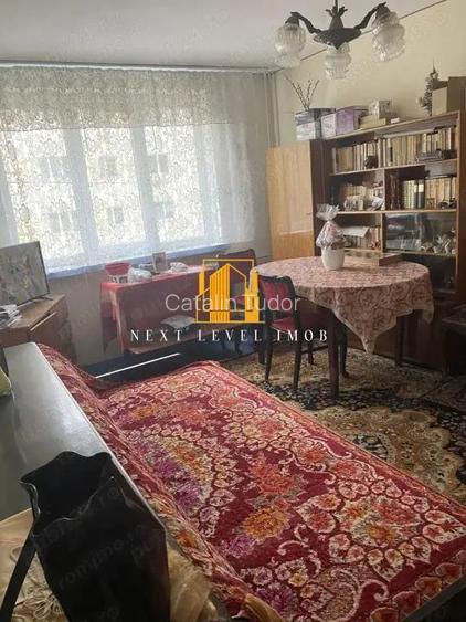 Apartament spa?ios 3 camere decomandat Zona Banat Apartament spa?ios 3 camere decomandat Zona Banat